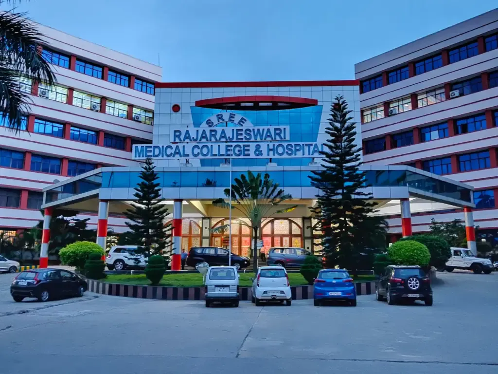 Rajarajeswari Medical College — campus